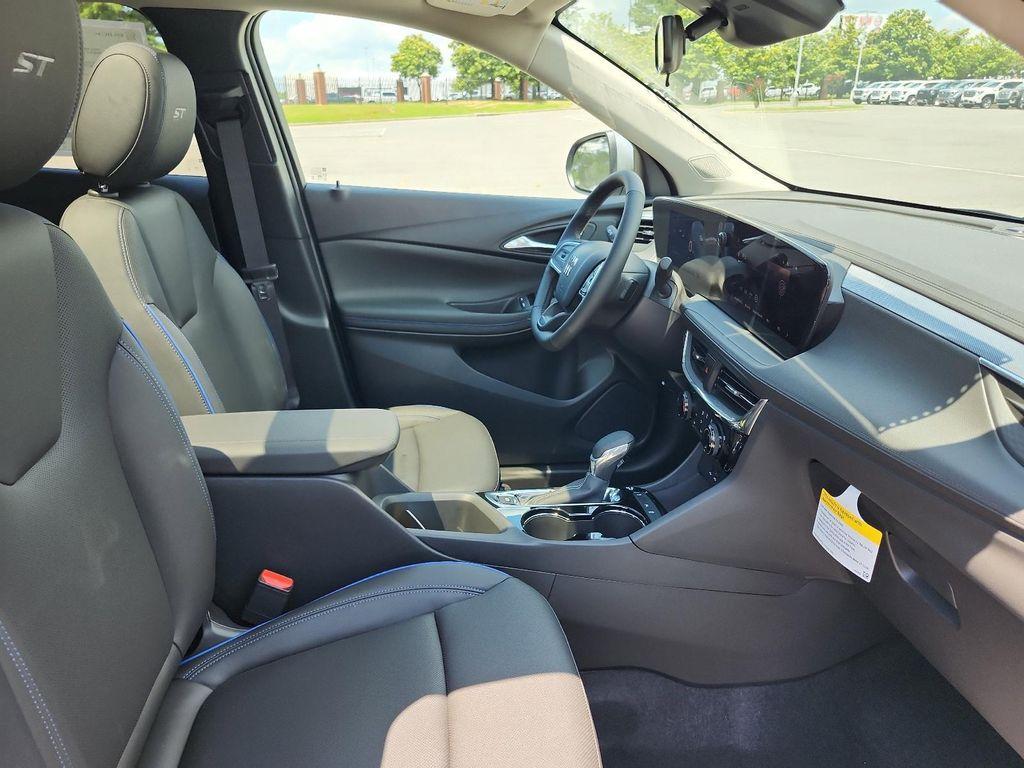 new 2026 Buick Encore GX car, priced at $28,059