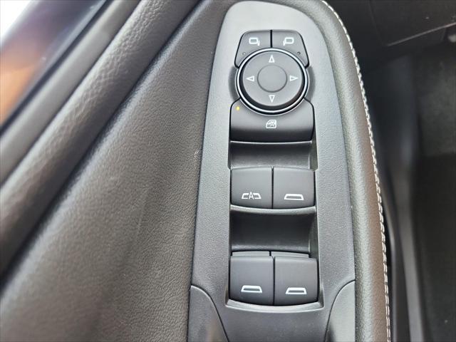 new 2025 Buick Encore GX car, priced at $23,050