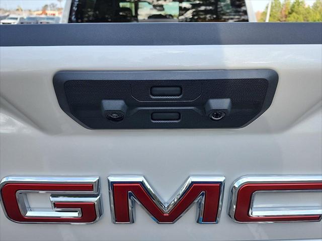 new 2025 GMC Sierra 1500 car, priced at $58,689