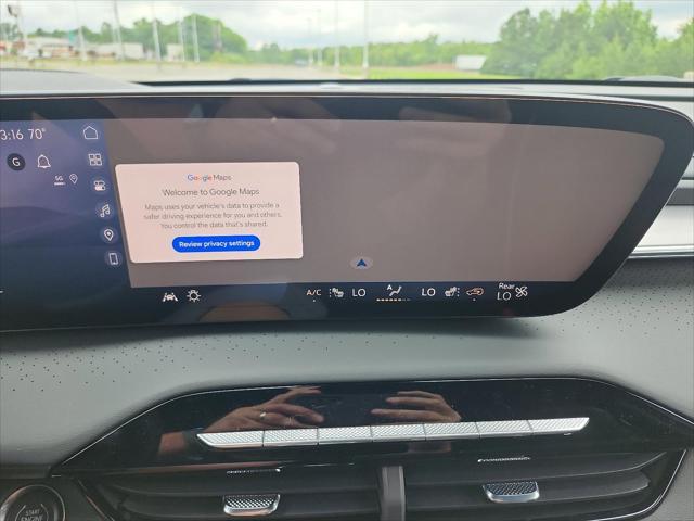 new 2025 Buick Enclave car, priced at $62,017