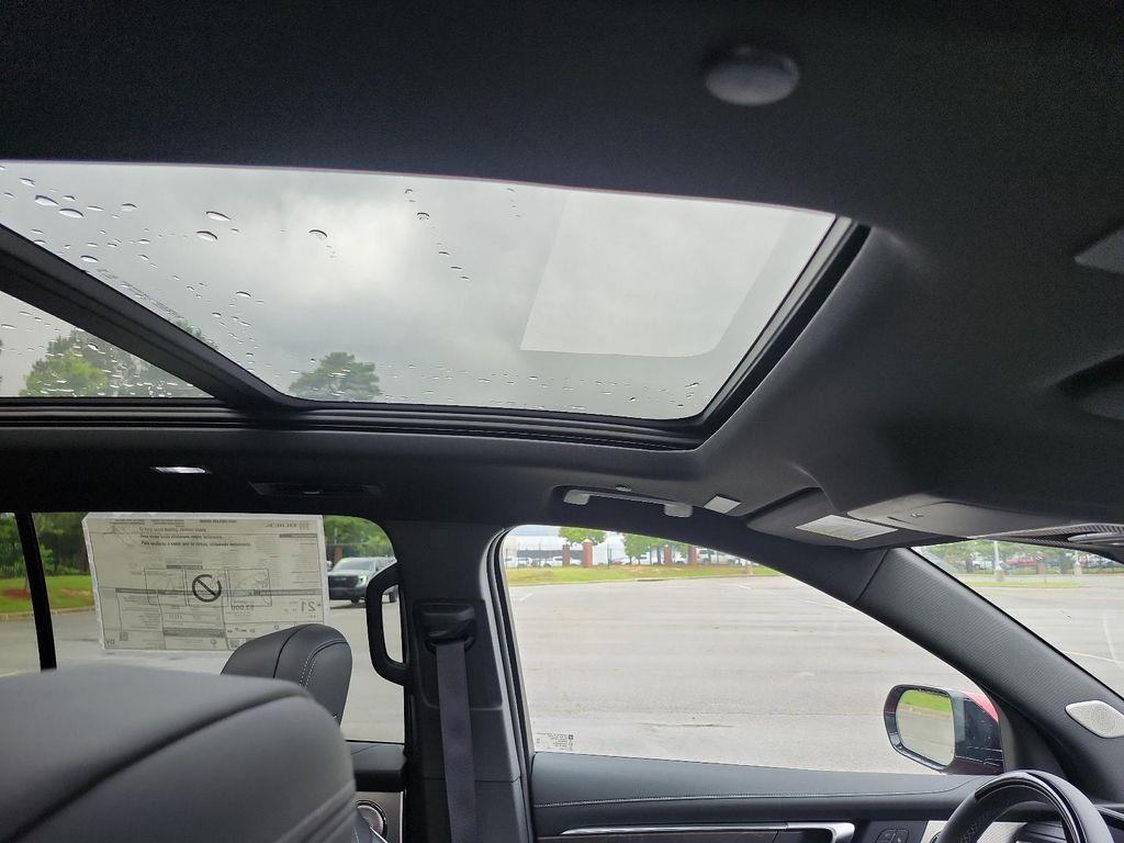 new 2025 Buick Enclave car, priced at $59,302
