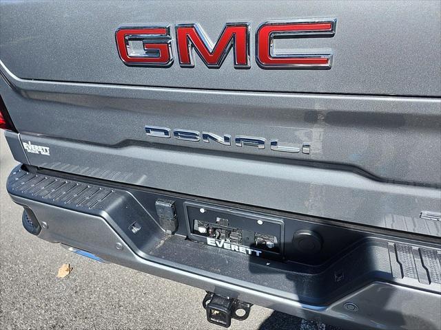 new 2025 GMC Sierra 1500 car, priced at $70,829