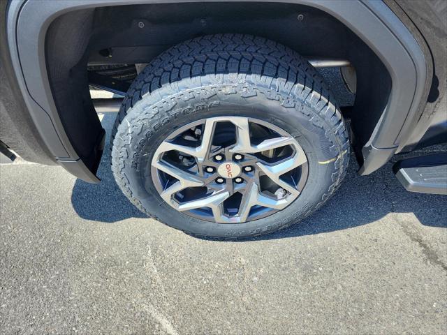 new 2025 GMC Sierra 1500 car, priced at $57,198