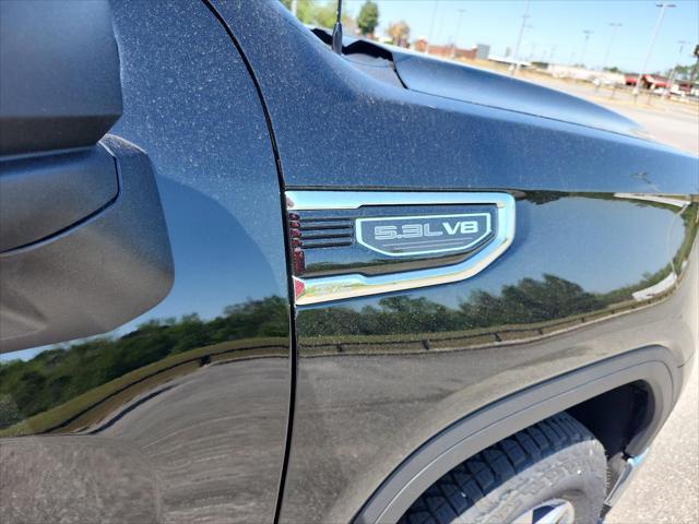 new 2025 GMC Sierra 1500 car, priced at $57,198
