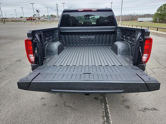 new 2025 GMC Sierra 1500 car, priced at $52,061