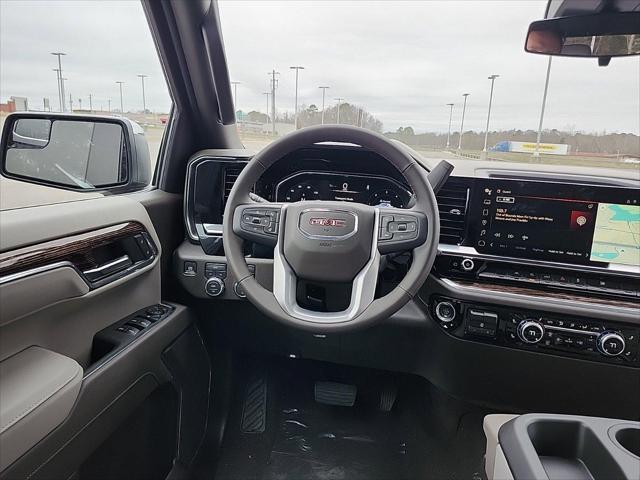 new 2025 GMC Sierra 1500 car, priced at $52,061