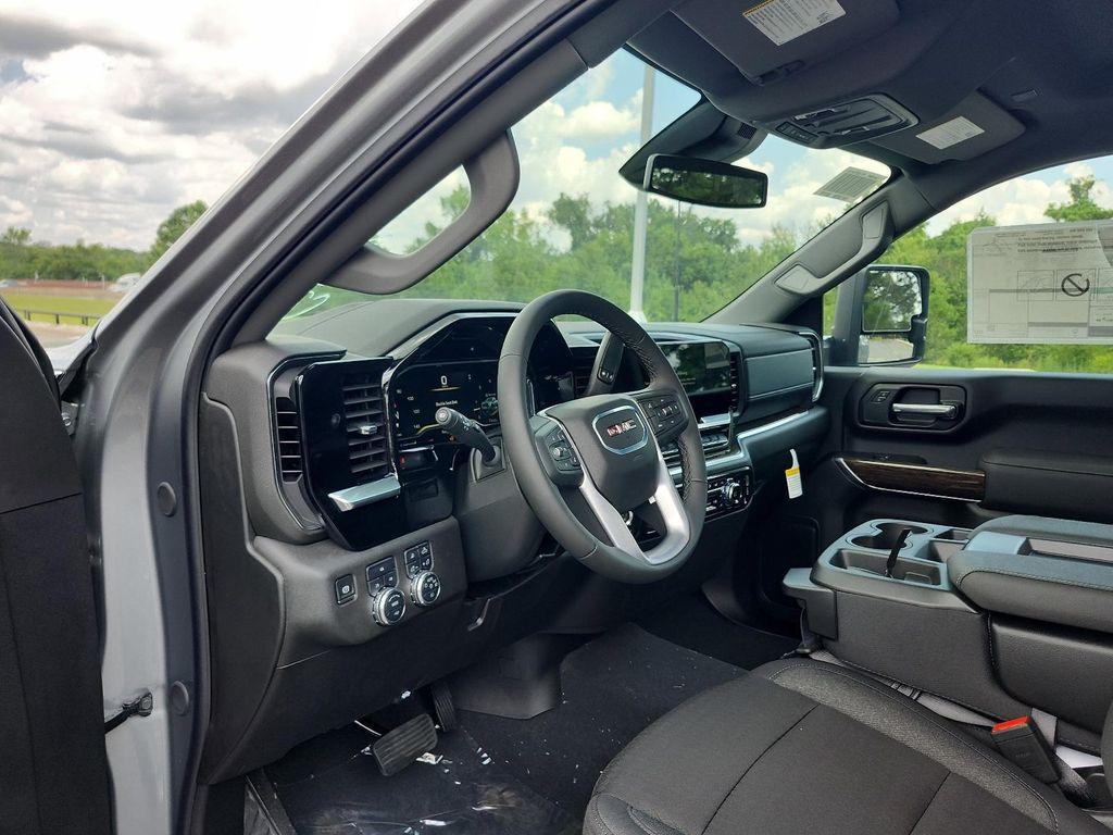 new 2025 GMC Sierra 3500 car, priced at $65,976