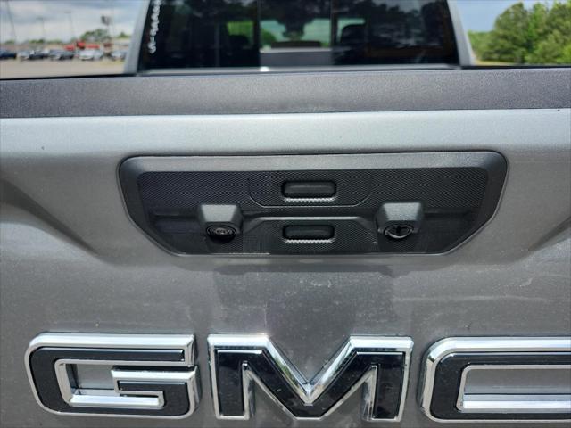 new 2025 GMC Sierra 1500 car, priced at $75,672