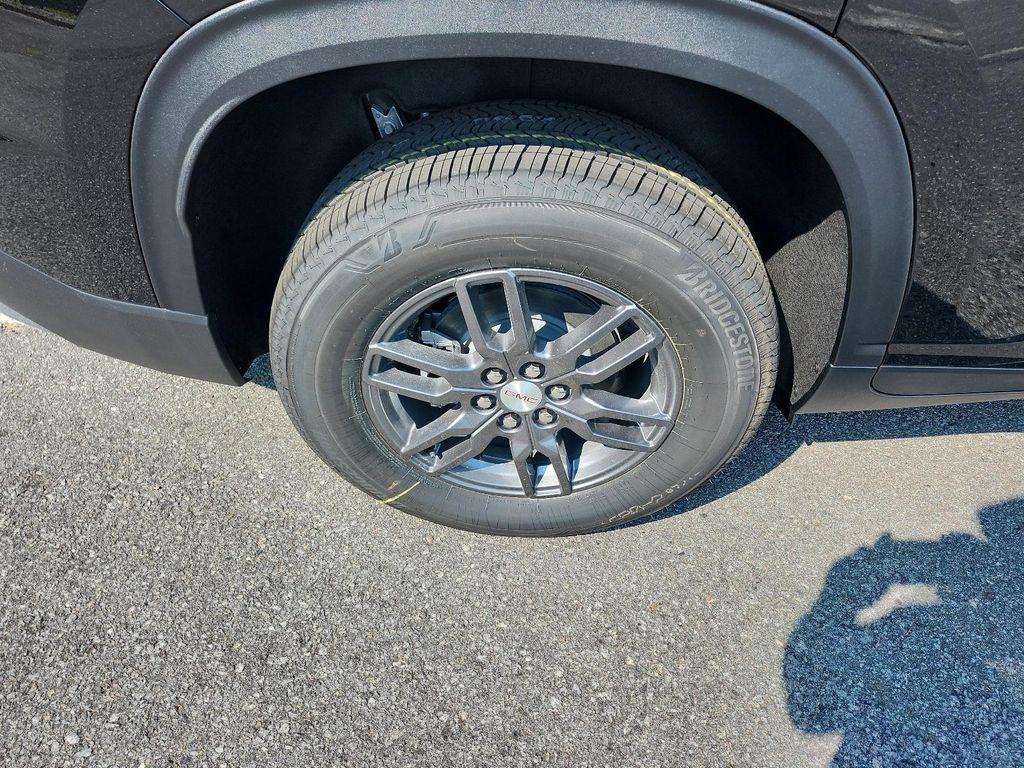 new 2026 GMC Acadia car, priced at $44,089