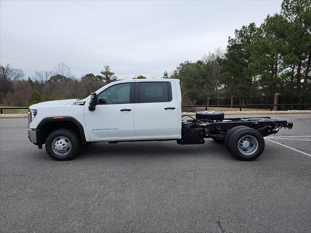 new 2025 GMC Sierra 3500 car, priced at $62,891