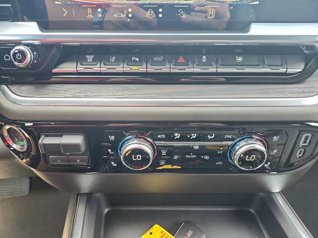 new 2026 GMC Sierra 3500 car, priced at $81,372