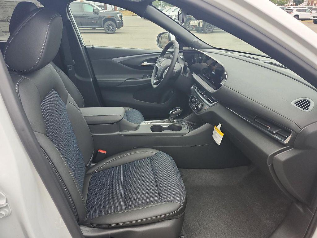 new 2026 Buick Envista car, priced at $27,155