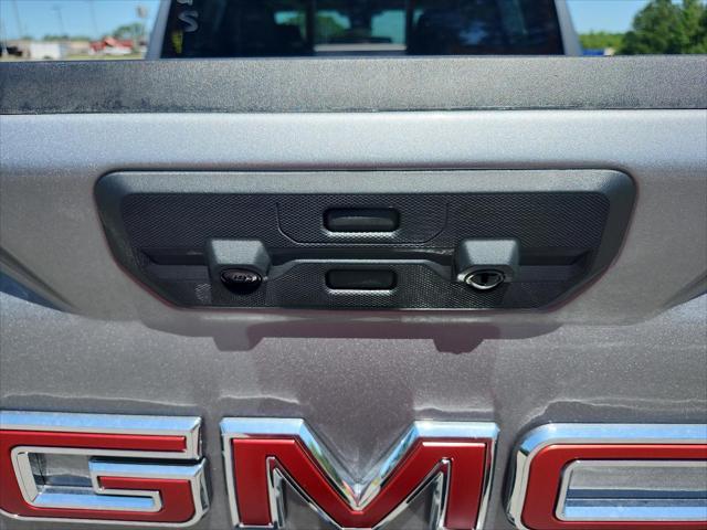 new 2025 GMC Sierra 1500 car, priced at $67,518