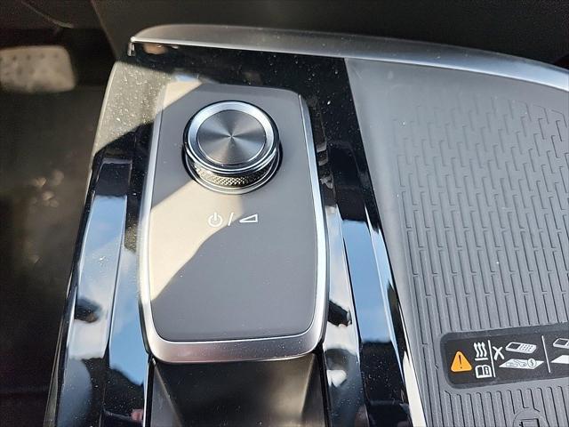 new 2025 Buick Enclave car, priced at $49,662