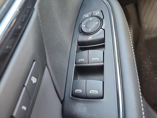 new 2025 Buick Envision car, priced at $37,915