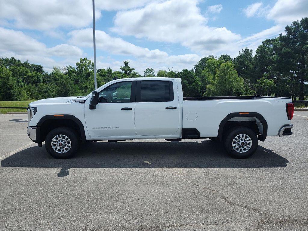 new 2025 GMC Sierra 2500 car, priced at $52,308