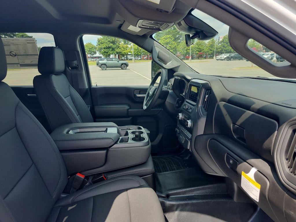 new 2025 GMC Sierra 2500 car, priced at $52,308