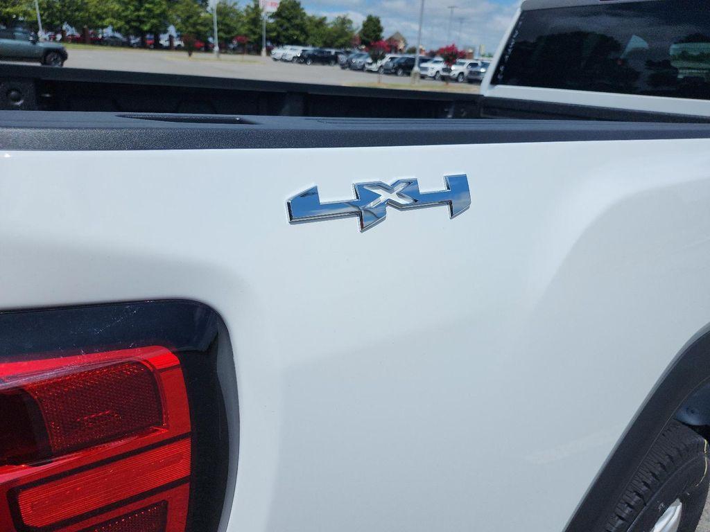 new 2025 GMC Sierra 2500 car, priced at $52,308
