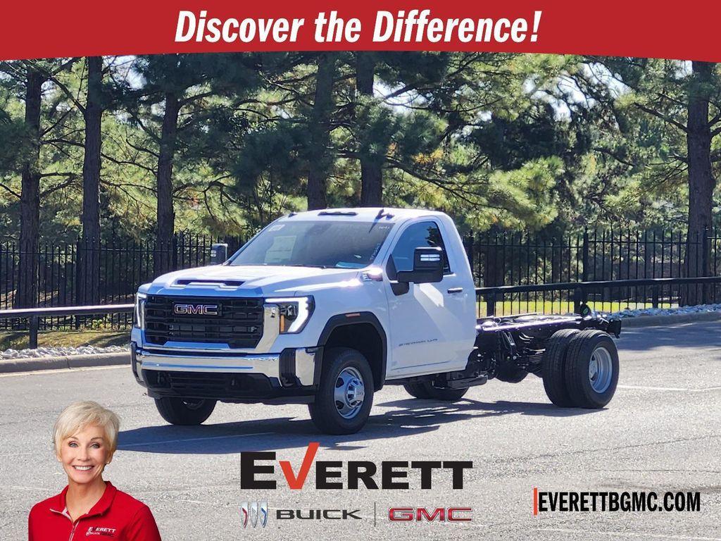 new 2026 GMC Sierra 3500 car, priced at $60,324