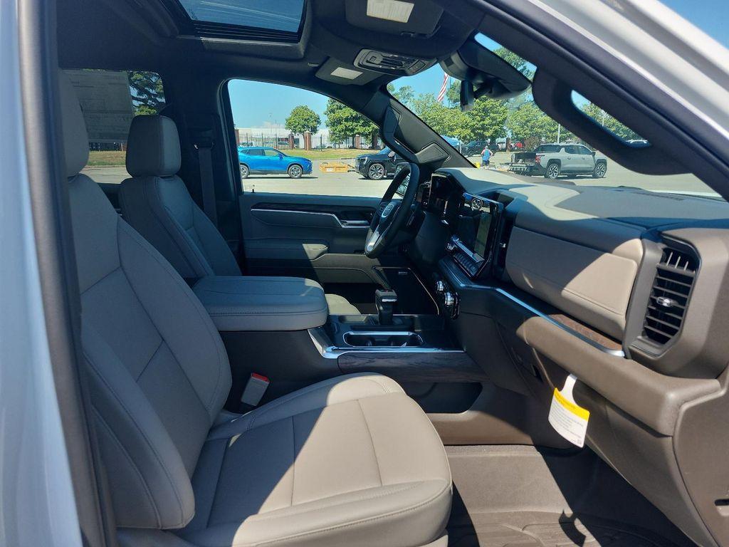 new 2025 GMC Sierra 1500 car, priced at $67,440