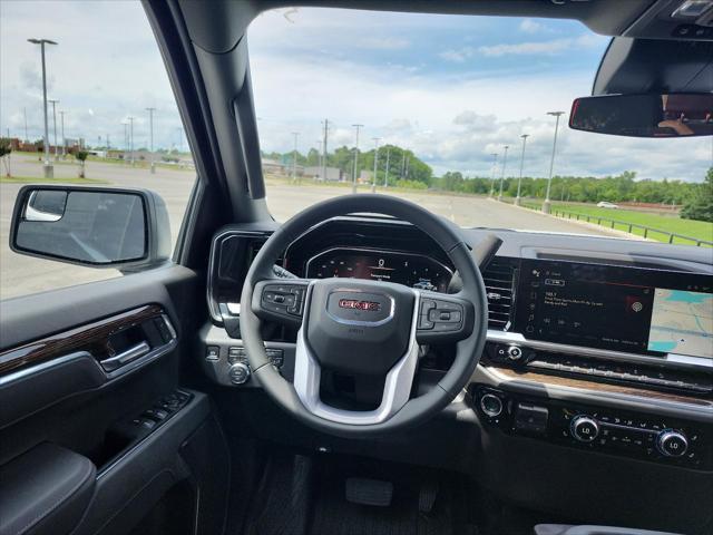 new 2025 GMC Sierra 1500 car, priced at $53,058