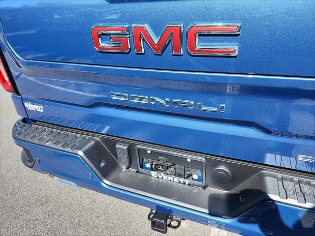 new 2025 GMC Sierra 1500 car, priced at $68,355