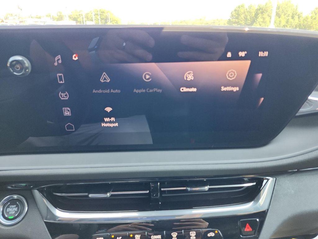 new 2025 Buick Envista car, priced at $28,463