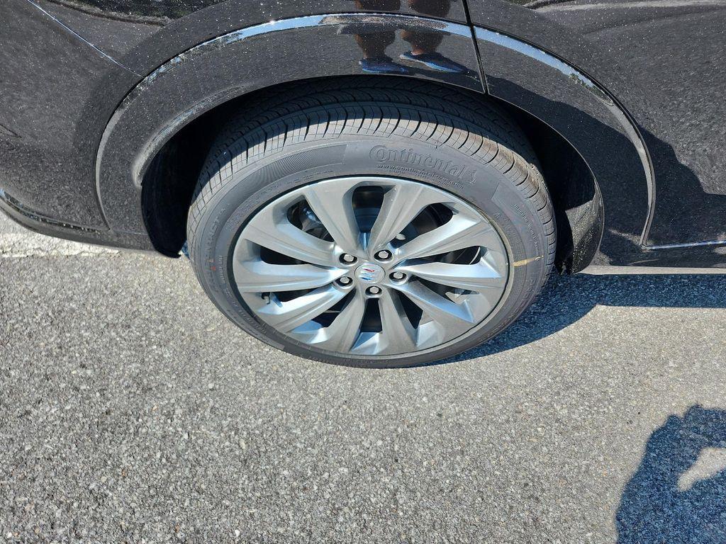 new 2025 Buick Envista car, priced at $28,463