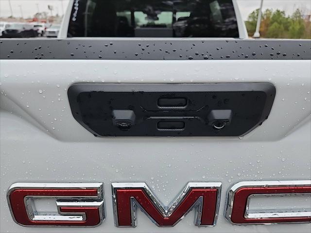 new 2025 GMC Sierra 1500 car, priced at $59,597