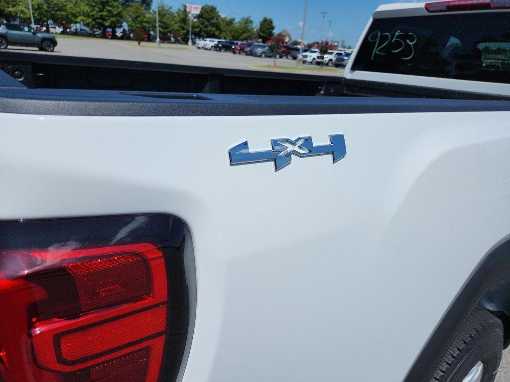 new 2025 GMC Sierra 2500 car, priced at $52,812