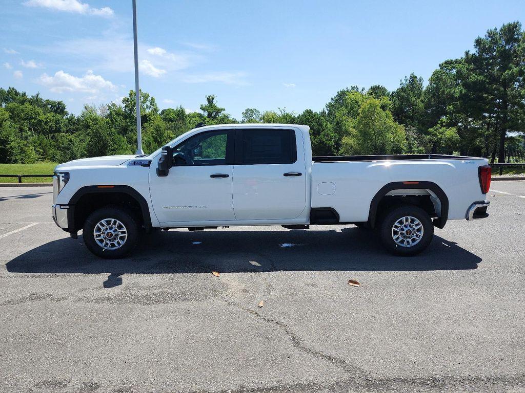 new 2025 GMC Sierra 2500 car, priced at $52,812