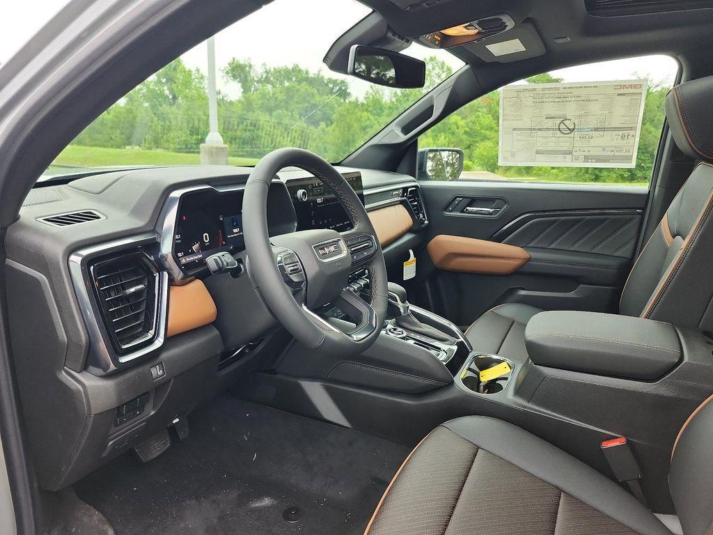 new 2025 GMC Canyon car, priced at $55,730