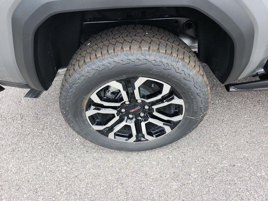 new 2025 GMC Canyon car, priced at $55,730