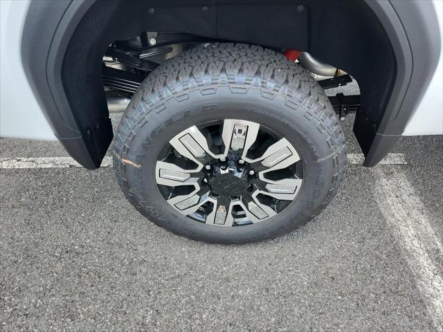 new 2025 GMC Sierra 3500 car, priced at $81,300