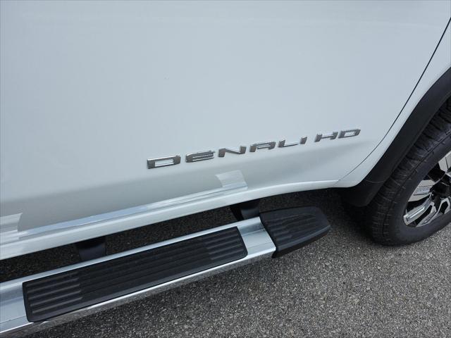 new 2025 GMC Sierra 3500 car, priced at $81,300