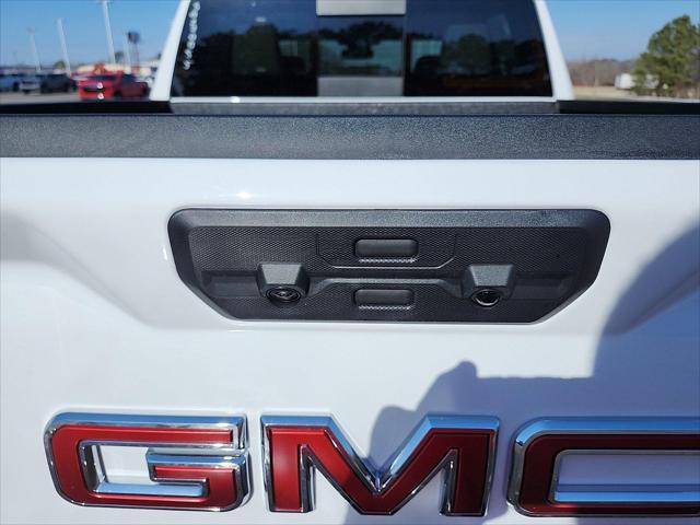 new 2025 GMC Sierra 1500 car, priced at $58,597