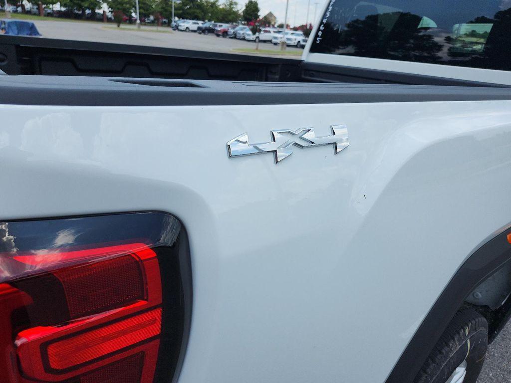 new 2025 GMC Sierra 2500 car, priced at $52,123