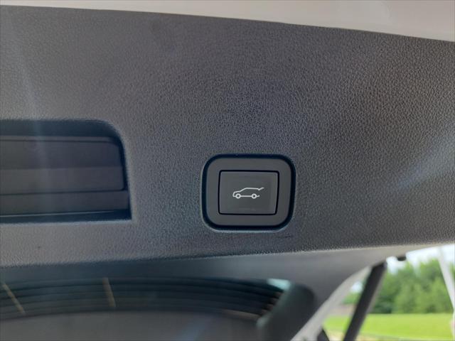 new 2025 GMC Acadia car, priced at $51,153