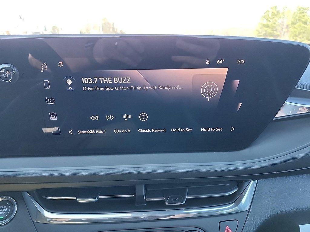 new 2025 Buick Envista car, priced at $26,920