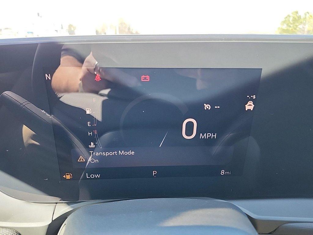 new 2025 Buick Envista car, priced at $26,920