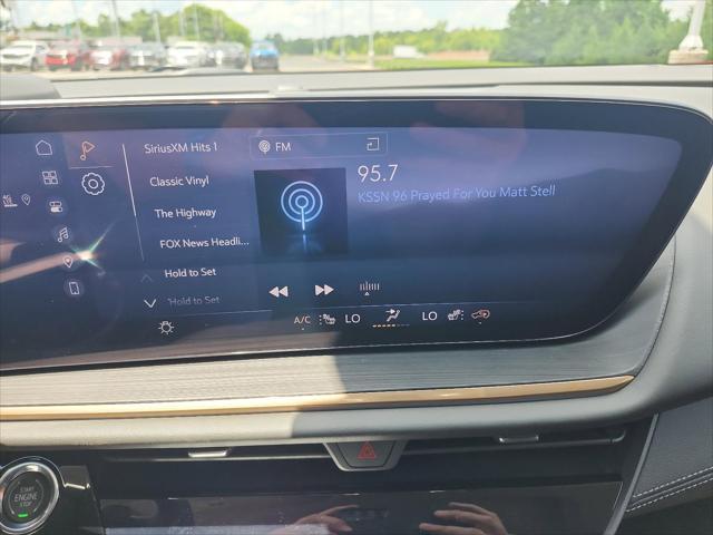 new 2025 Buick Envision car, priced at $45,490