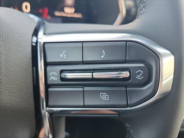 new 2025 GMC Canyon car, priced at $40,743