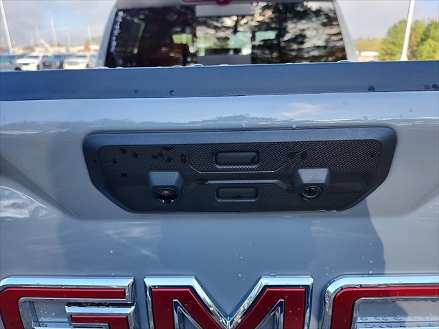 new 2025 GMC Sierra 1500 car, priced at $65,194