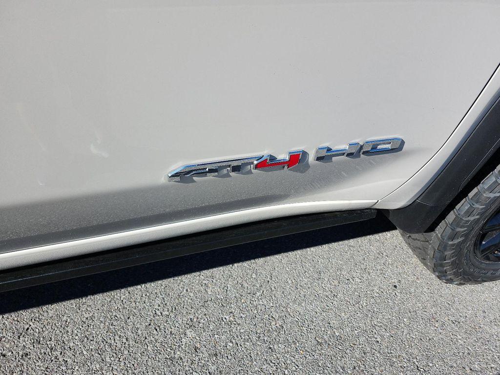 new 2026 GMC Sierra 2500 car, priced at $83,608