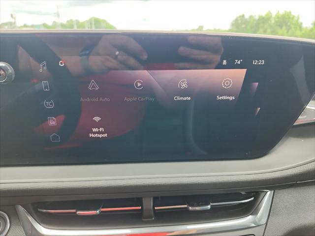 new 2025 Buick Envista car, priced at $26,834