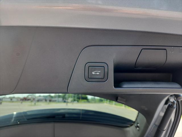 used 2023 Buick Envision car, priced at $28,259