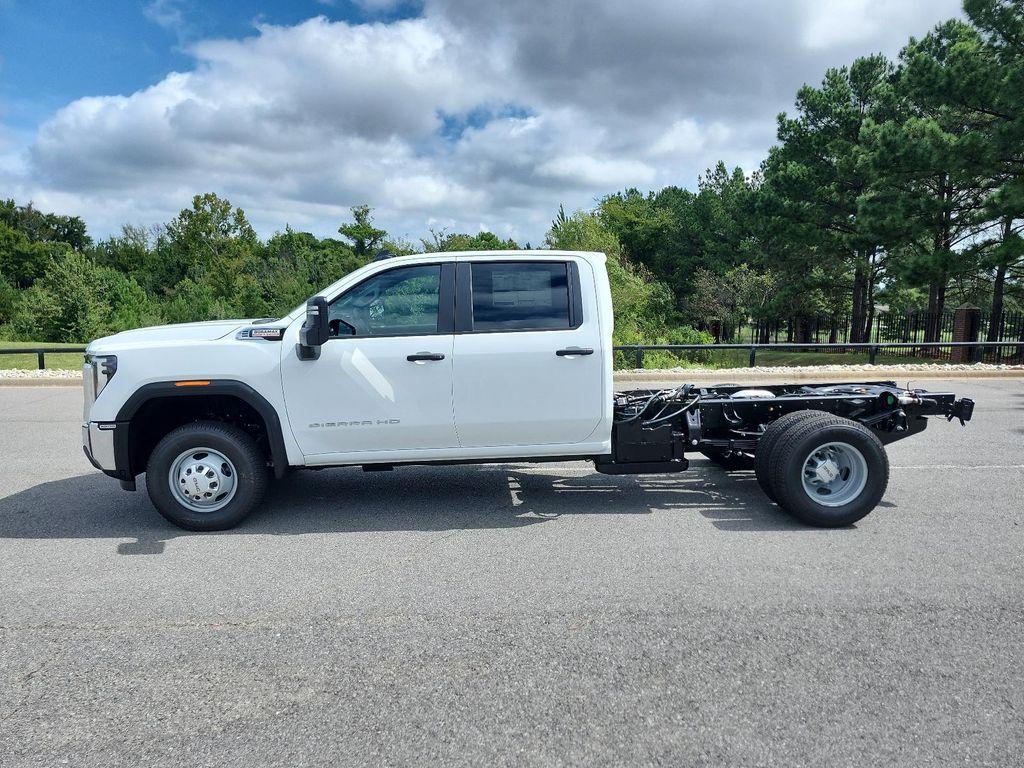 new 2026 GMC Sierra 3500 car, priced at $63,422