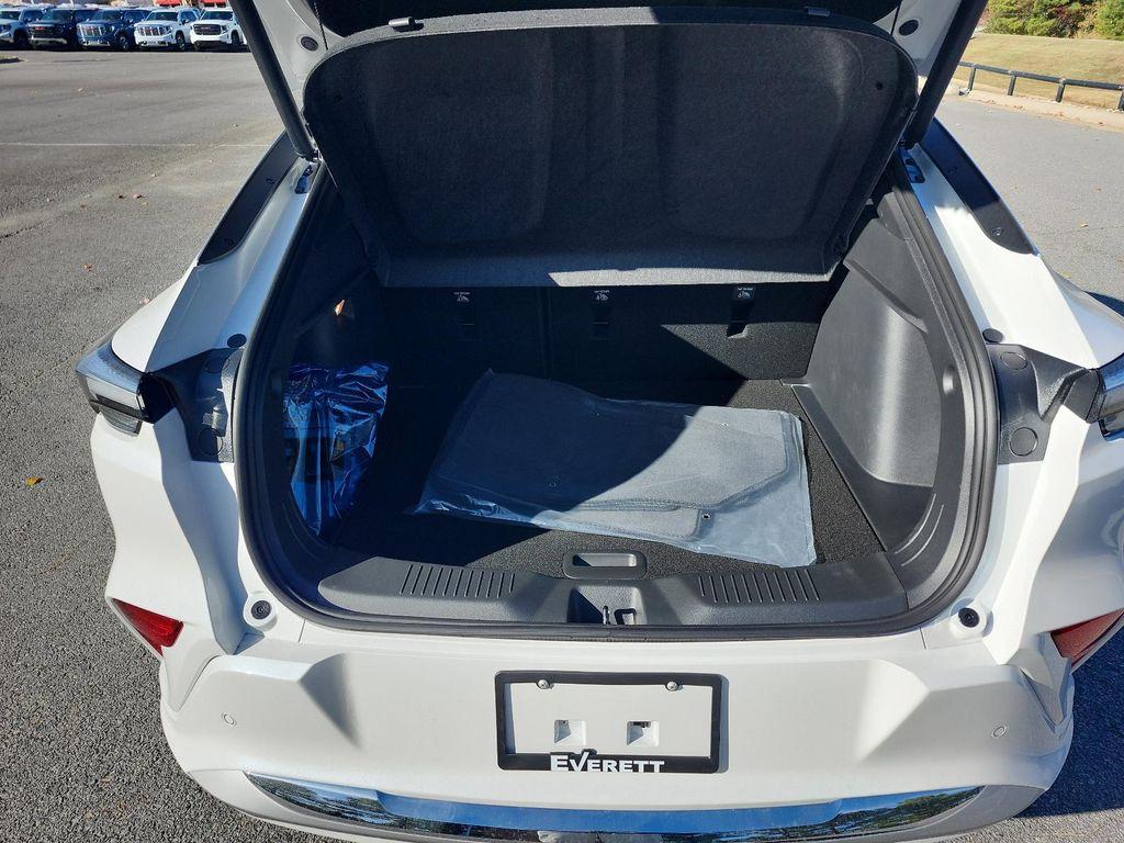 new 2026 Buick Envista car, priced at $33,025