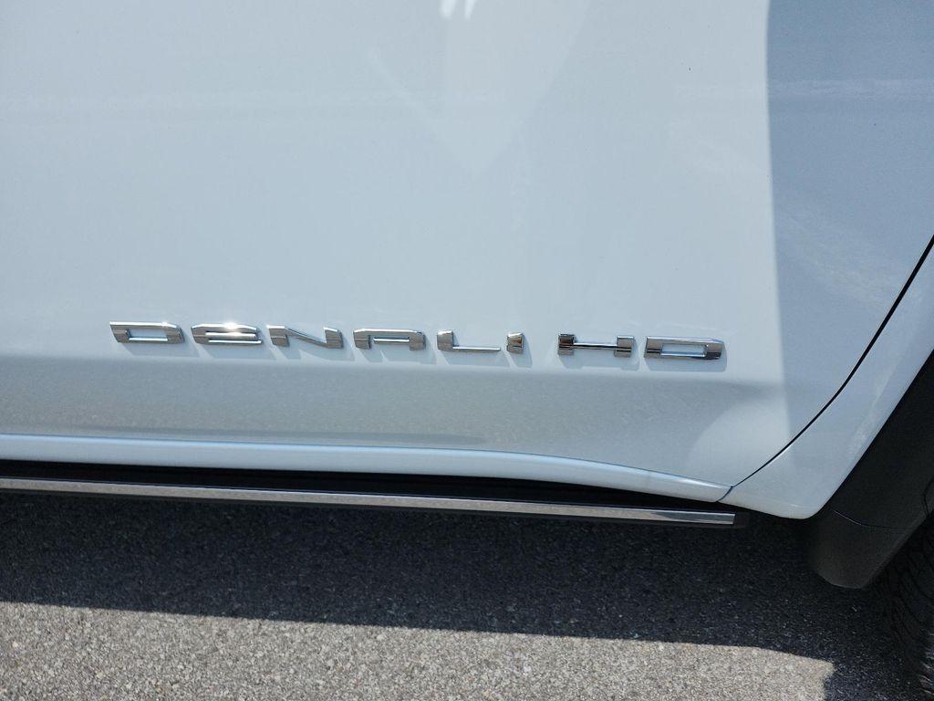 new 2025 GMC Sierra 2500 car, priced at $87,958