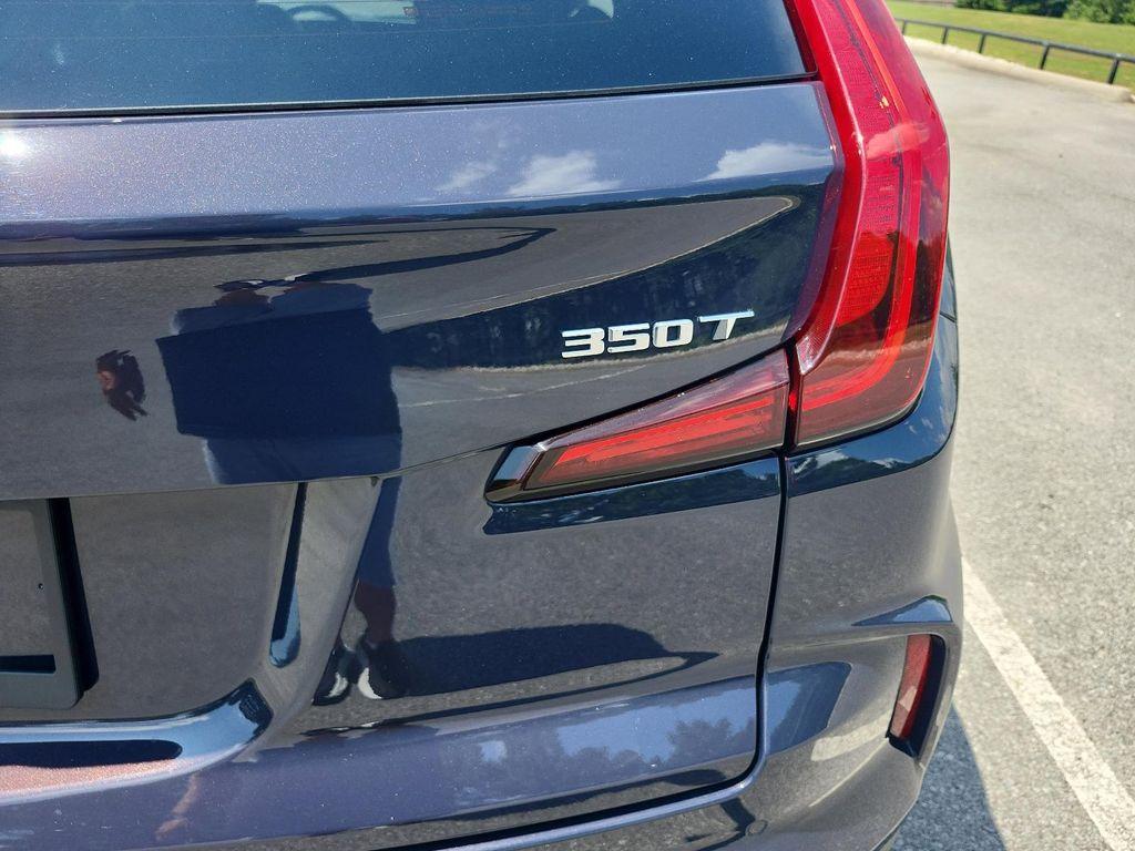 used 2024 Cadillac XT4 car, priced at $36,769